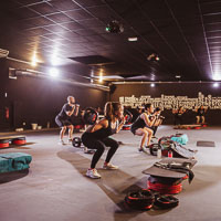 Séance de TRX à la salle de sport Artligne à Carquefou